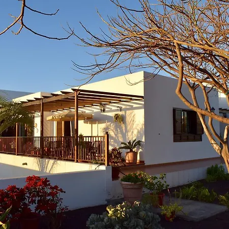 Casa Lava Holiday home *